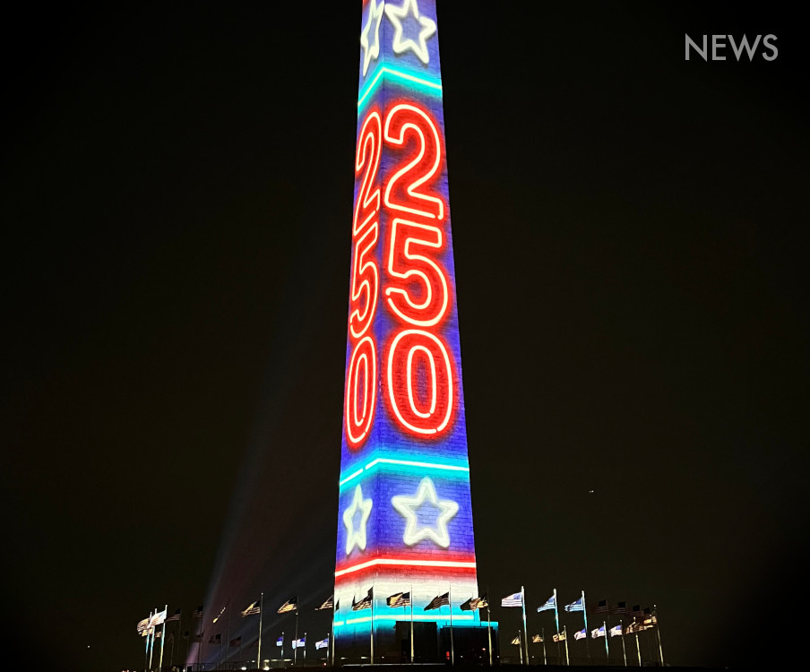 I Saw the Washington Monument Light Show